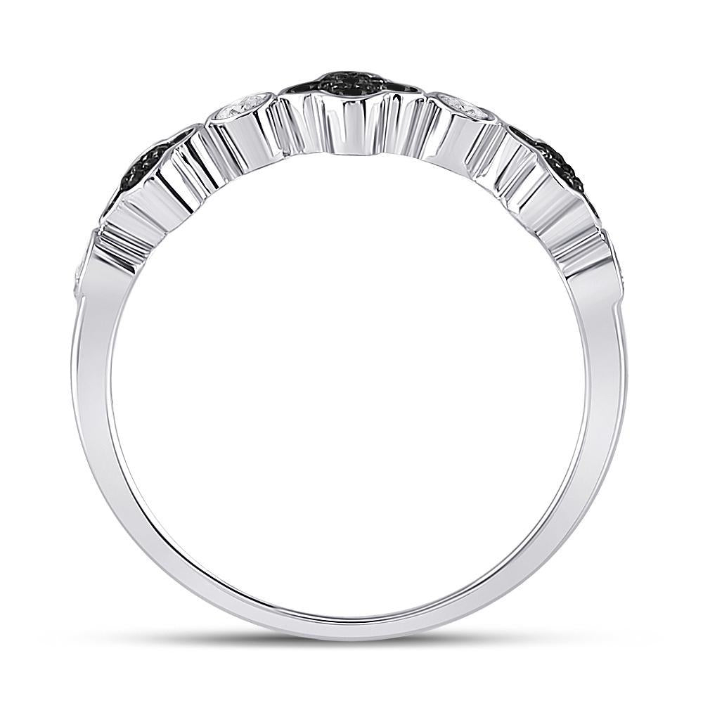 10kt White Gold Womens Round Black Color Enhanced Diamond Clover Band Ring 1/4 Cttw