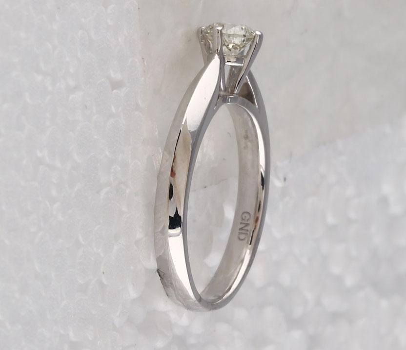 14kt White Gold Womens Round Diamond Solitaire Bridal Wedding Engagement Ring 1/2 Cttw