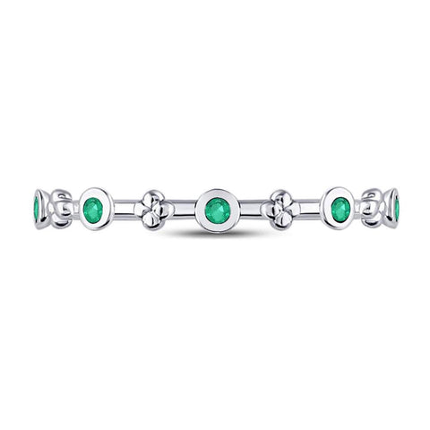 10kt White Gold Womens Round Emerald Dot Flower Stackable Band Ring 1/12 Cttw