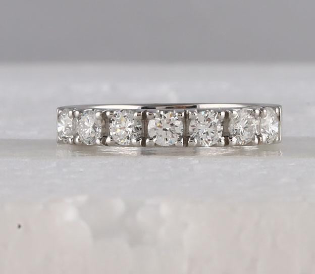 14kt White Gold Womens Round Diamond Single Row Band Ring 1 Cttw