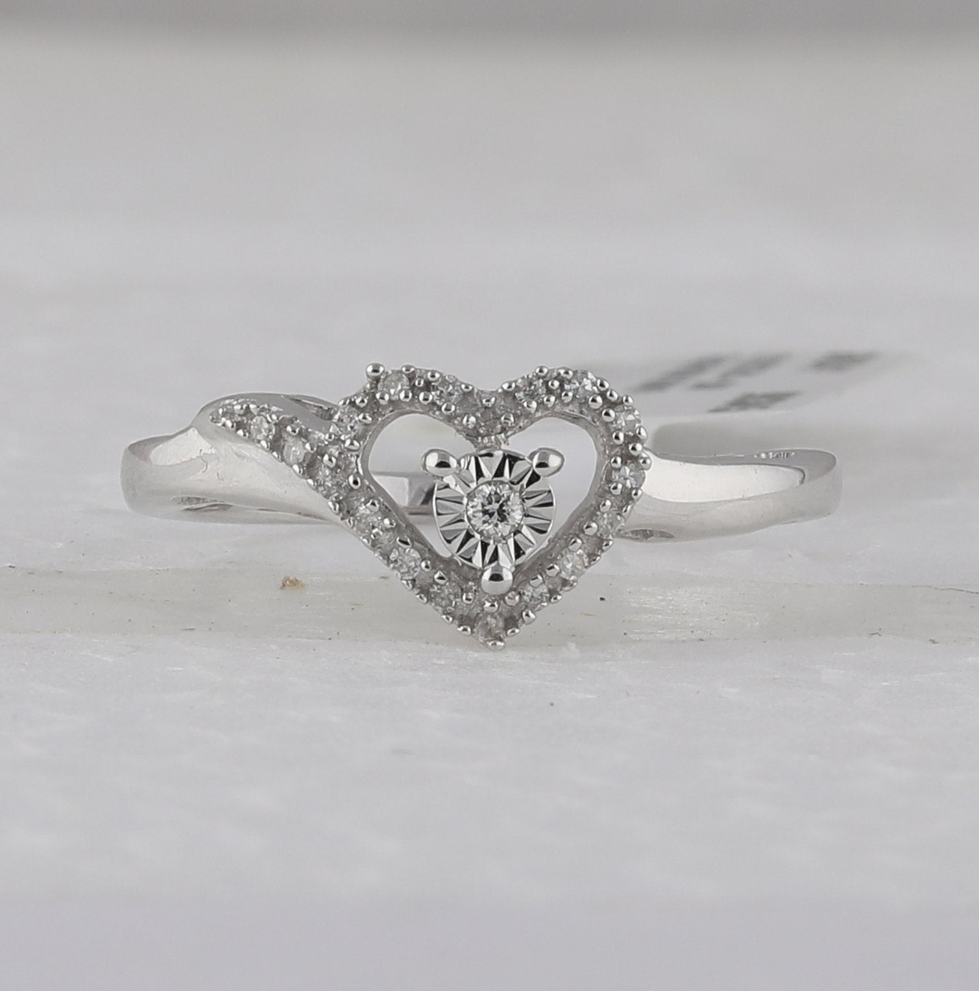 Sterling Silver Womens Round Diamond Heart Ring 1/10 Cttw
