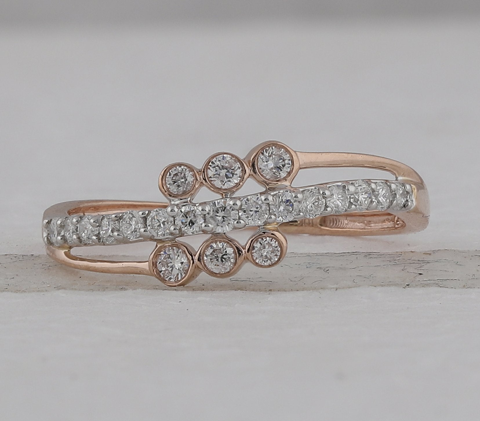 10kt Two-tone Gold Womens Round Diamond Band Ring 1/3 Cttw