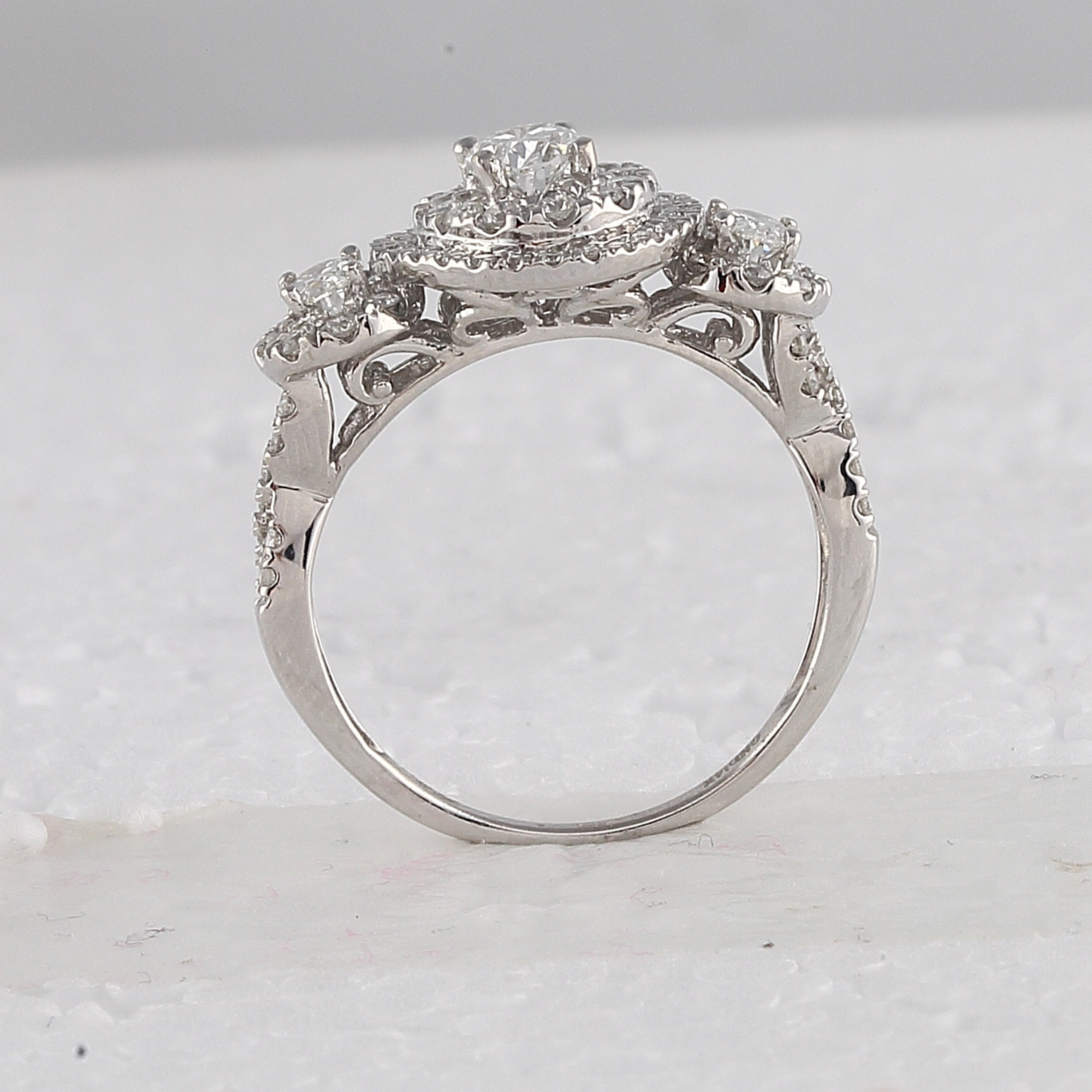 14kt White Gold Oval Diamond Halo Bridal Wedding Ring Band Set 1-1/2 Cttw