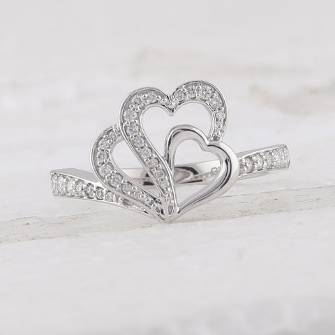10kt White Gold Womens Round Diamond Heart Ring 1/5 Cttw
