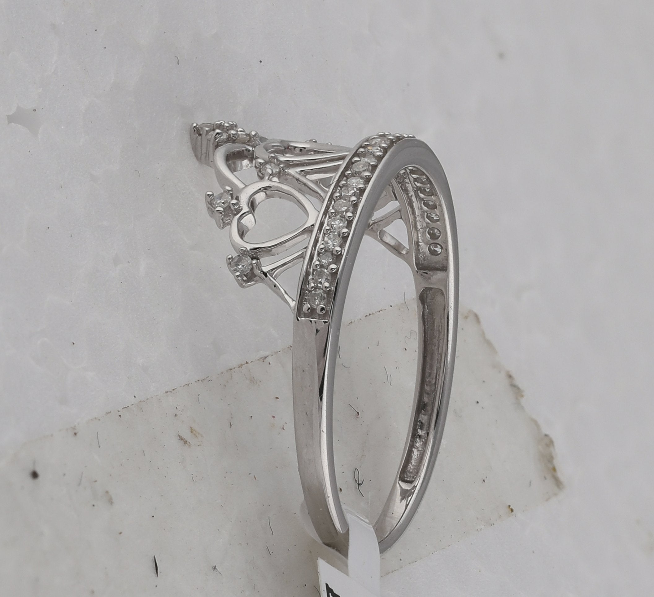 Sterling Silver Womens Round Diamond Heart Crown Tiara Fashion Ring 1/6 Cttw