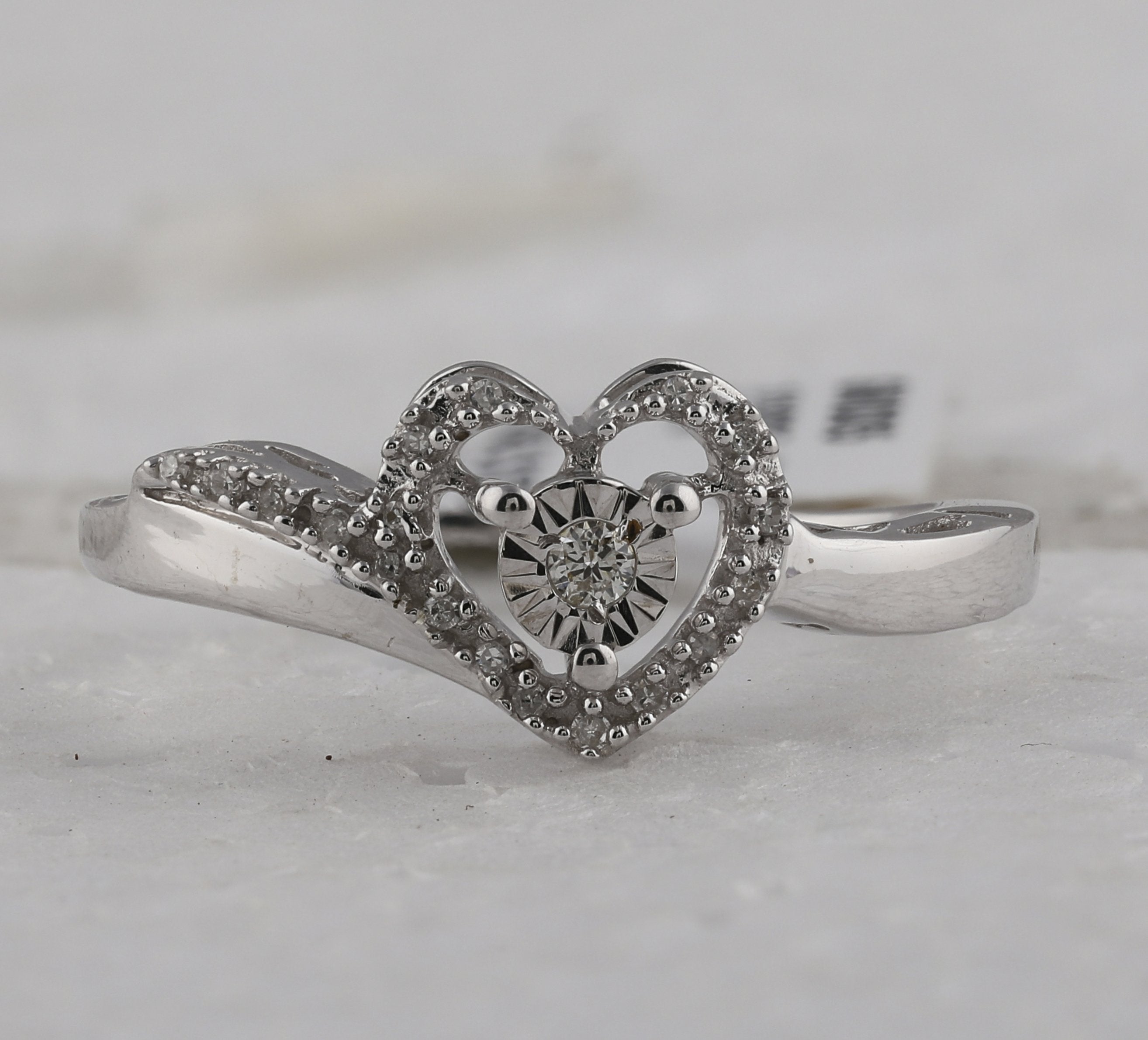 Sterling Silver Womens Round Diamond Heart Ring 1/10 Cttw