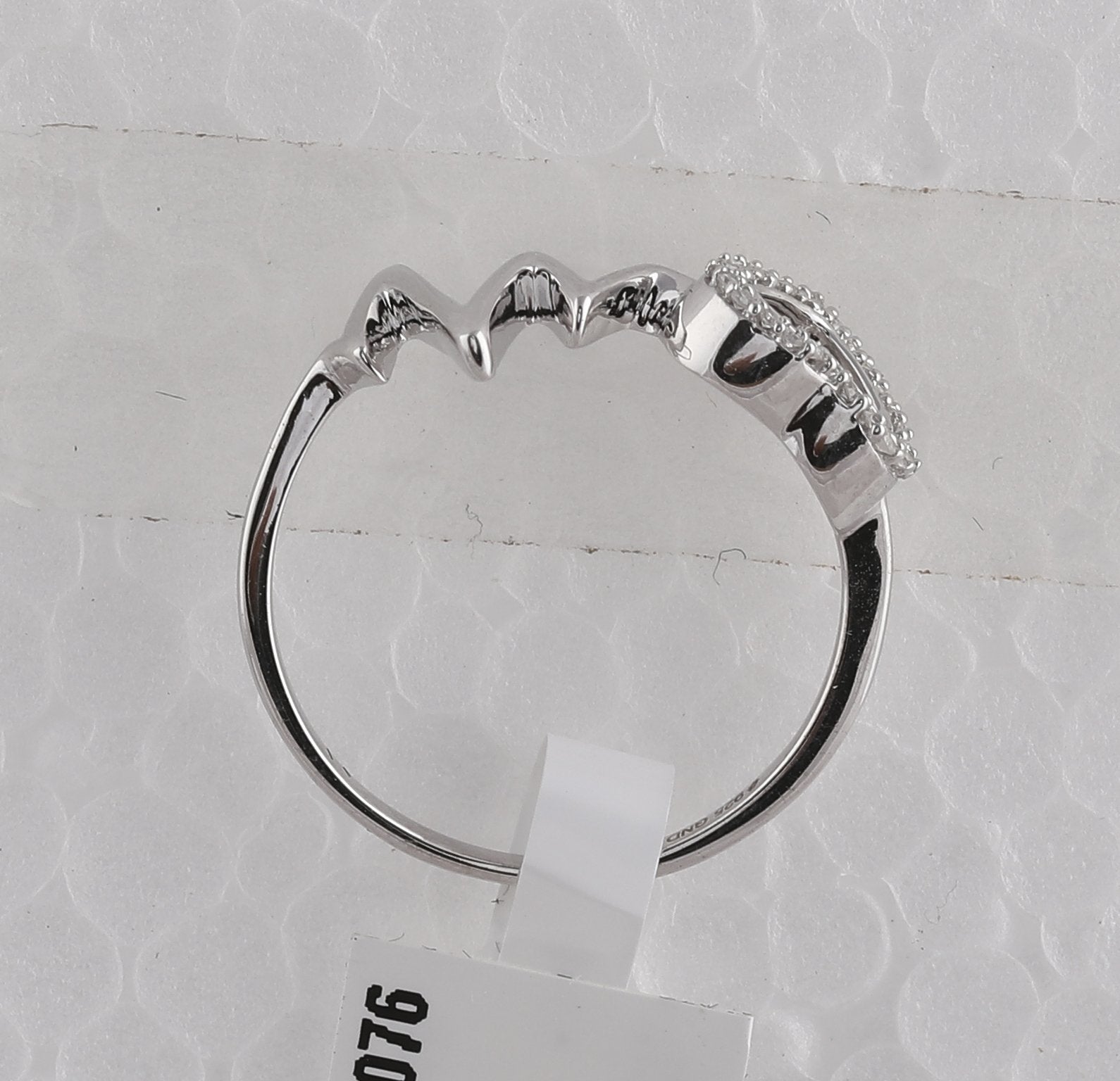 Sterling Silver Womens Round Diamond Heart Heartbeat Ring 1/20 Cttw