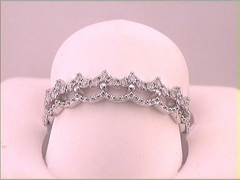 10kt White Gold Womens Round Diamond Scalloped Stackable Band Ring 1/4 Cttw