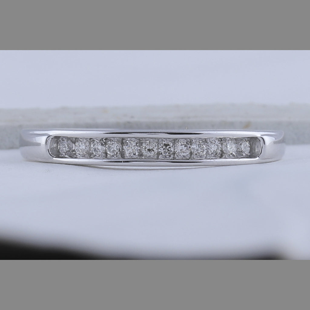 10kt White Gold Womens Round Diamond Single Row Band Ring 1/8 Cttw