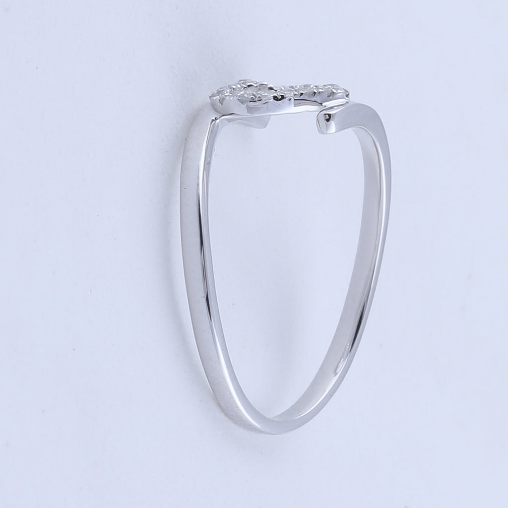 10kt White Gold Womens Round Diamond Held Heart Ring 1/8 Cttw