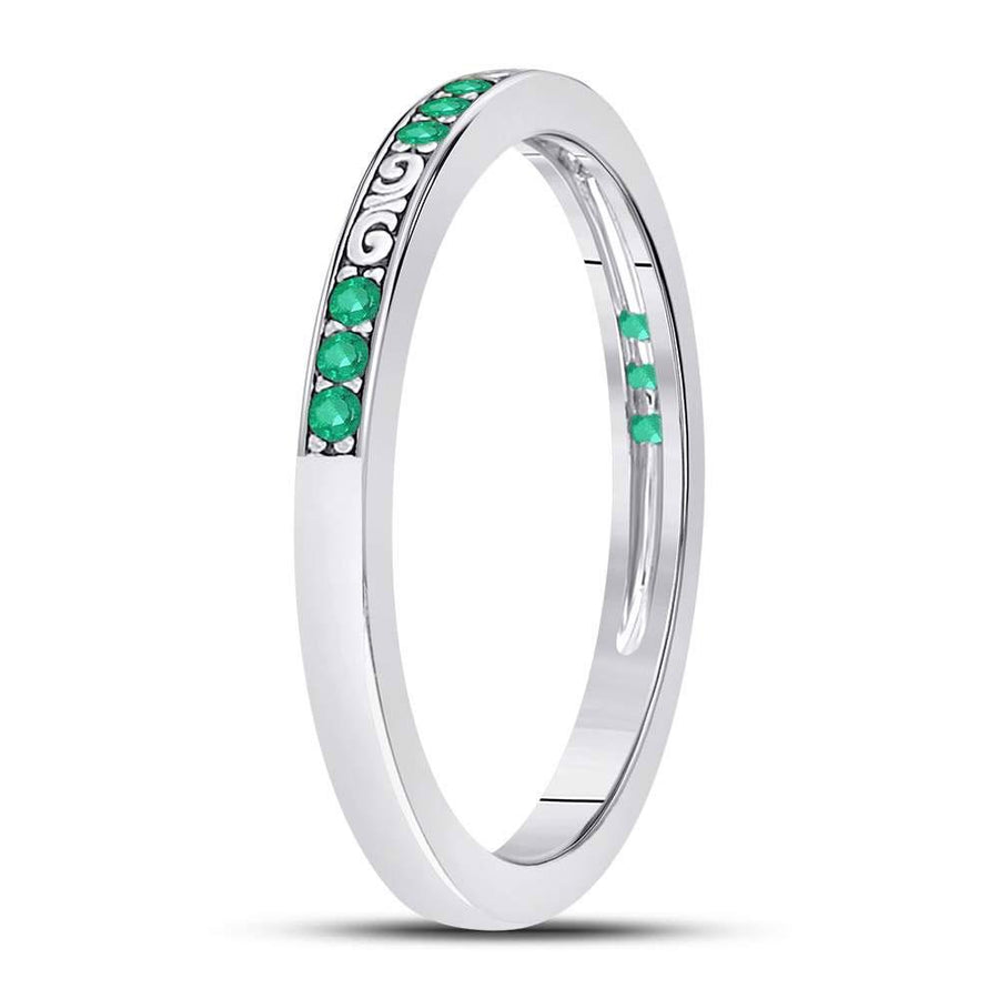 10kt White Gold Womens Round Emerald Single Row Flourished Stackable Band Ring 1/8 Cttw
