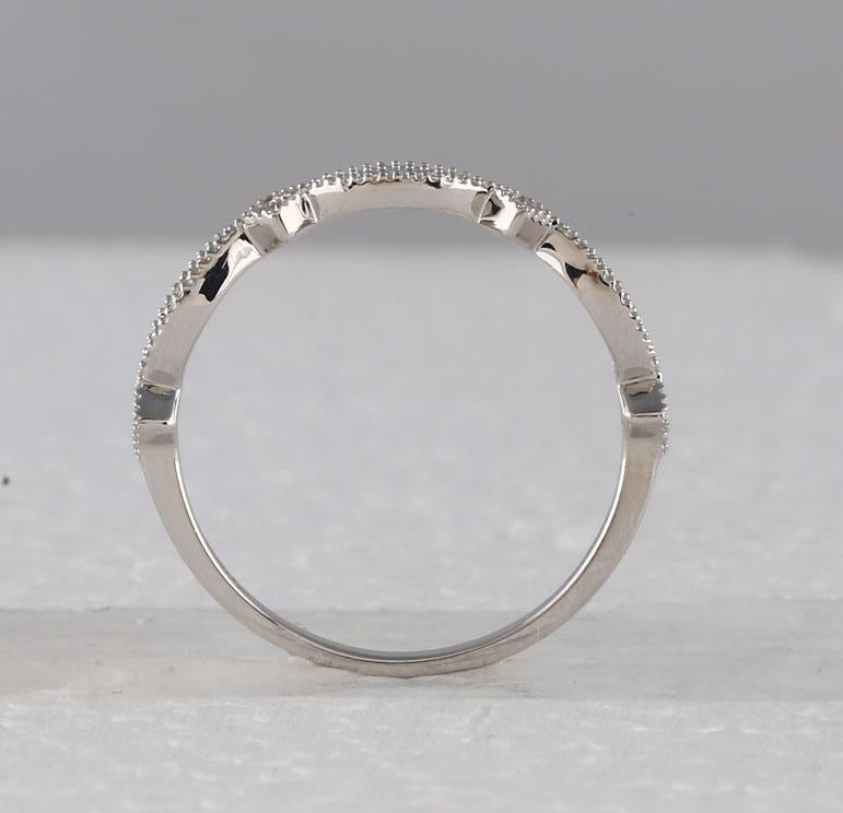 10kt White Gold Womens Round Diamond Stackable Band Ring 1/8 Cttw