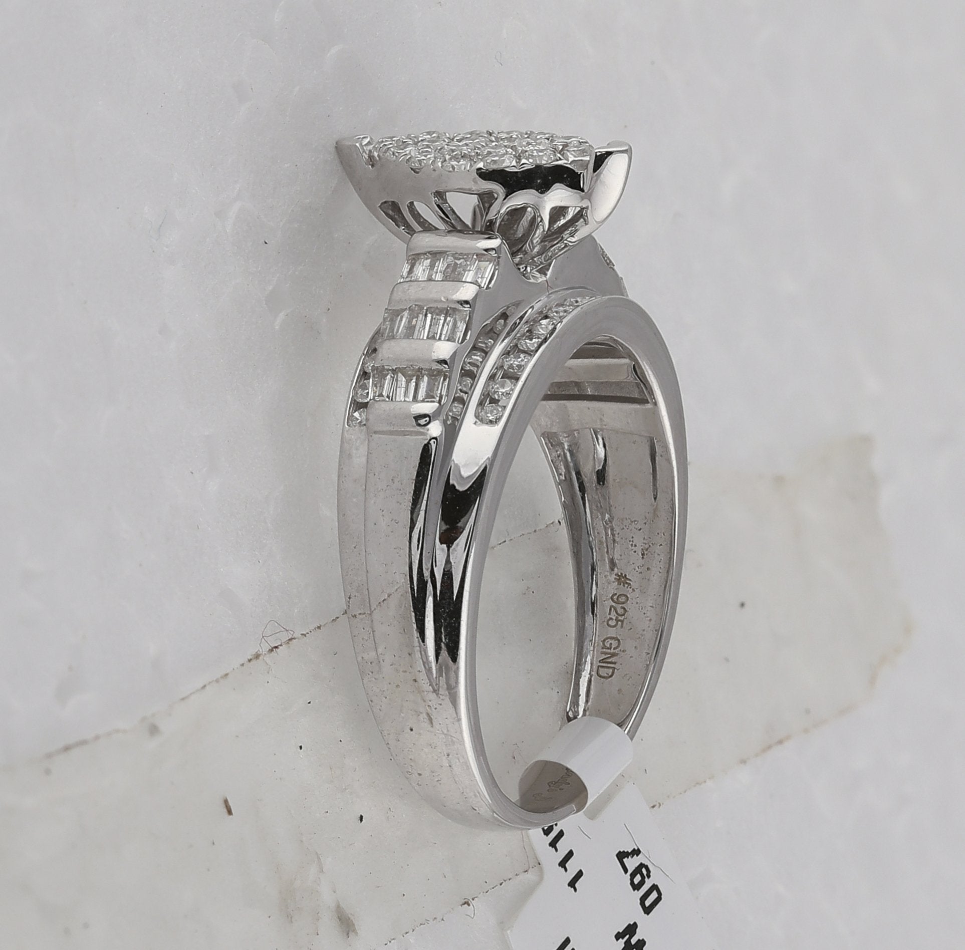 Sterling Silver Round Diamond Oval Cluster Bridal Wedding Engagement Ring 1/2 Cttw